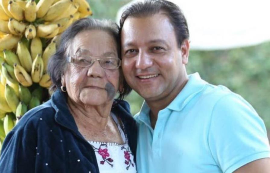 detalles-sobre-honras-funebres-a-la-madre-de-abel-martinez