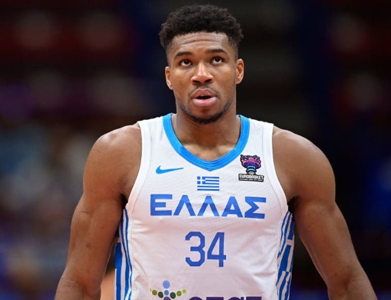 ¿por-que-giannis-abofeteo-a-su-companero?