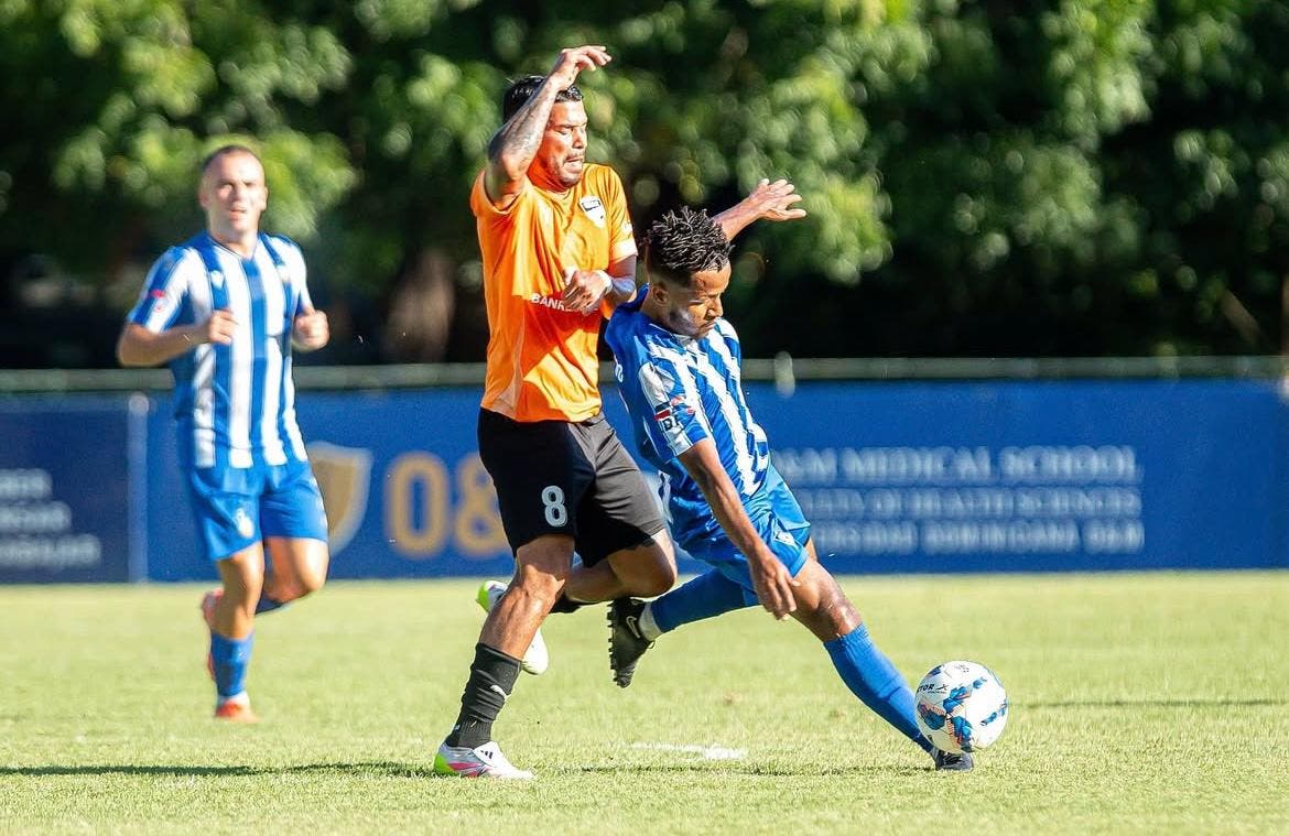 futbol:-o&m-vence-a-cibao-y-es-lider-de-la-ldf,-junto-a-salcedo-fc