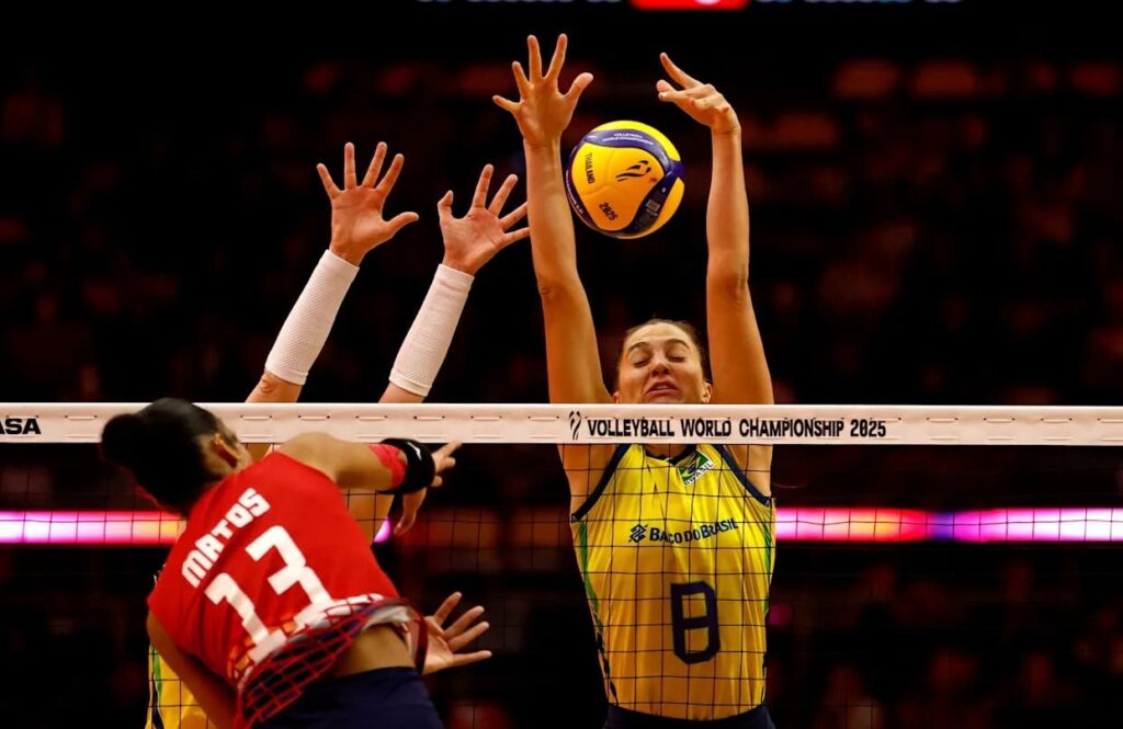 brasil-remonta-a-republica-dominicana-y-se-mete-en-cuartos-de-final