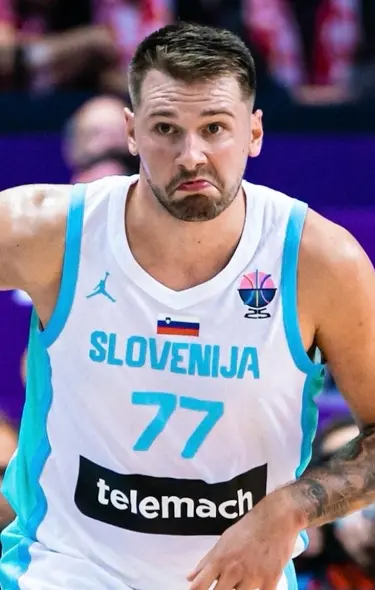 luka-doncic-logra-un-triple-doble