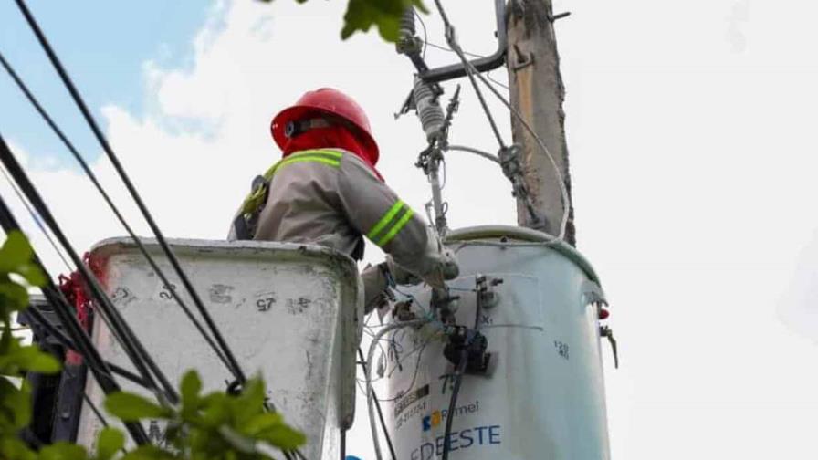 gobierno-declara-emergencia-nacional-para-compras-y-contrataciones-del-sector-electrico