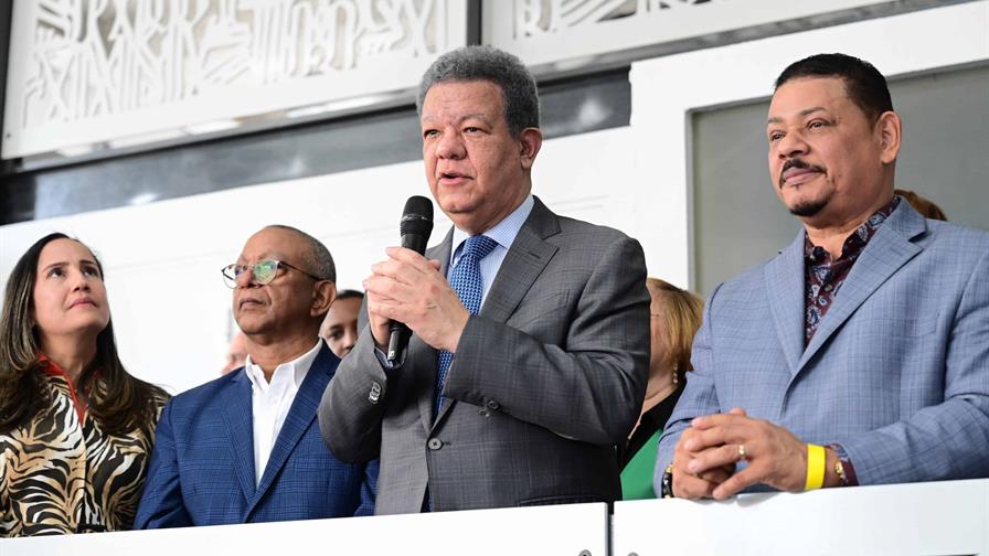 leonel-critica-gestion-del-prm-y-asegura-que-los-hospitales-«estan-mas-enfermos-que-los-pacientes»