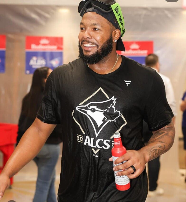 ¡fiesta-azul-en-don-gregorio!-pueblo-natal-de-vladimir-guerrero-celebra-triunfo-de-los-blue-jays