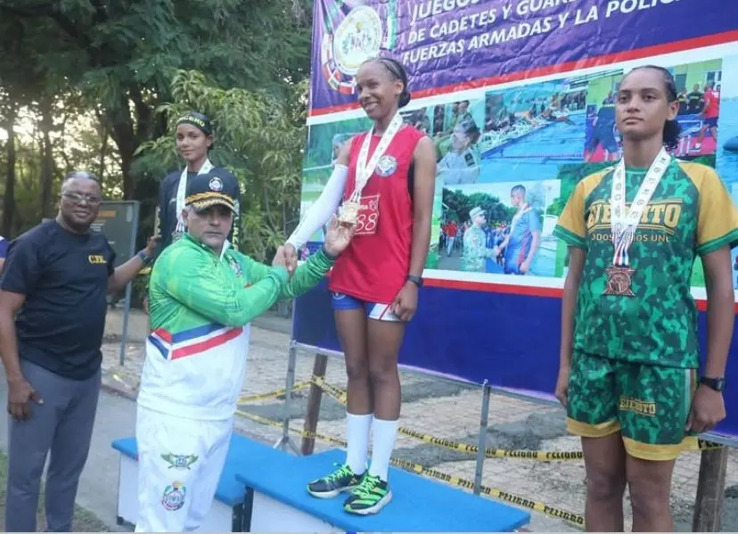 fuerza-aerea-reafirma-su-dominio-en-los-juegos-de-cadetes-y-guardiamarinas