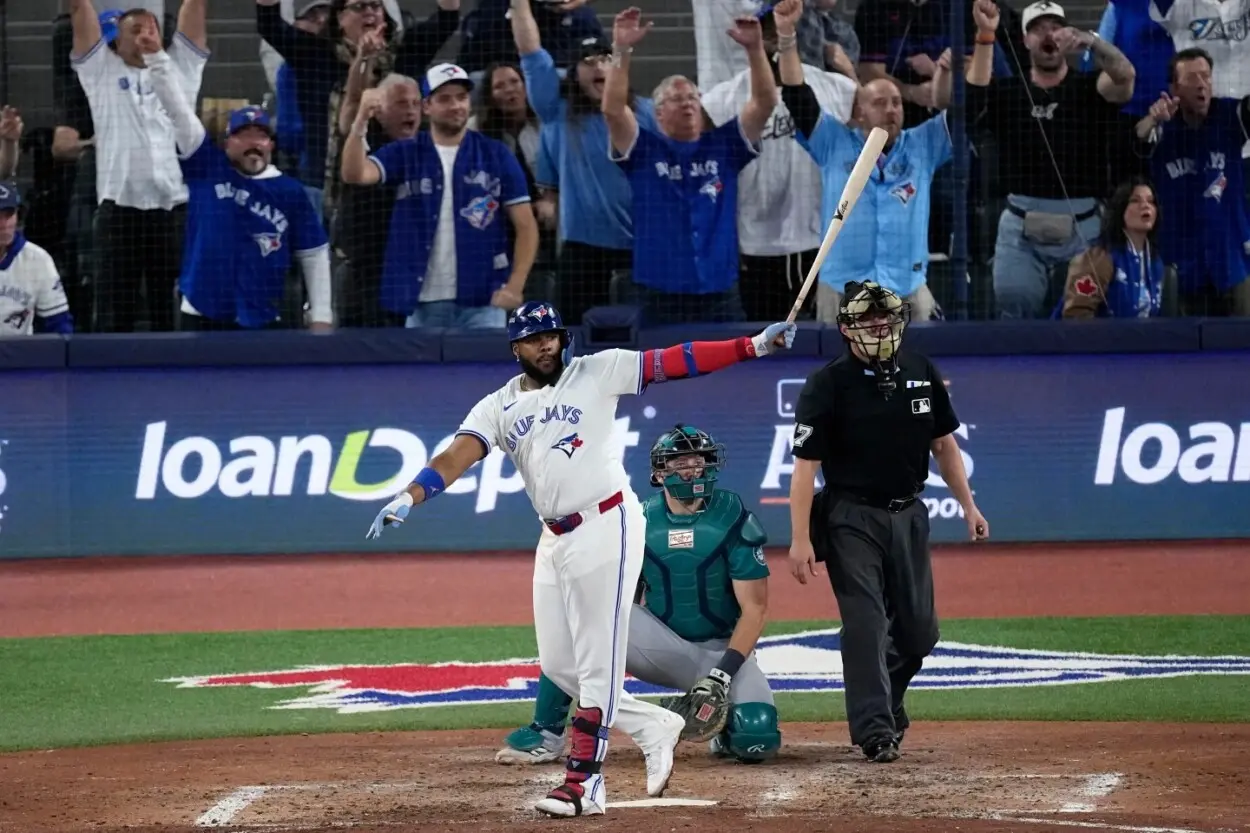 blue-jays-fuerzan-el-juego-7-gracias-al-poder-de-guerrero-jr.-y-al-pitcheo-de-yesavage