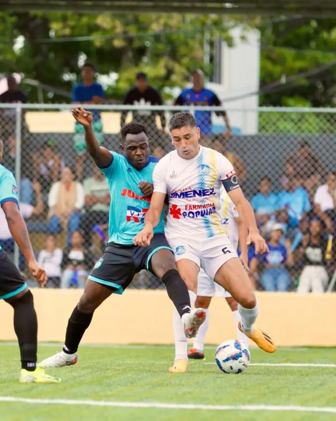 salcedo-se-afianza-en-la-cima-del-futbol-dominicano;-cibao-fc-marcha-tercero