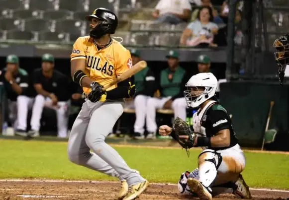 aguilas-vencen-estrellas-y-comandan-la-tabla-del-beisbol-dominicano