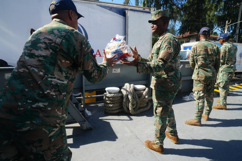 gobierno-dominicano-envia-ayuda-humanitaria-jamaica-tras-paso-de-huracan-melissa