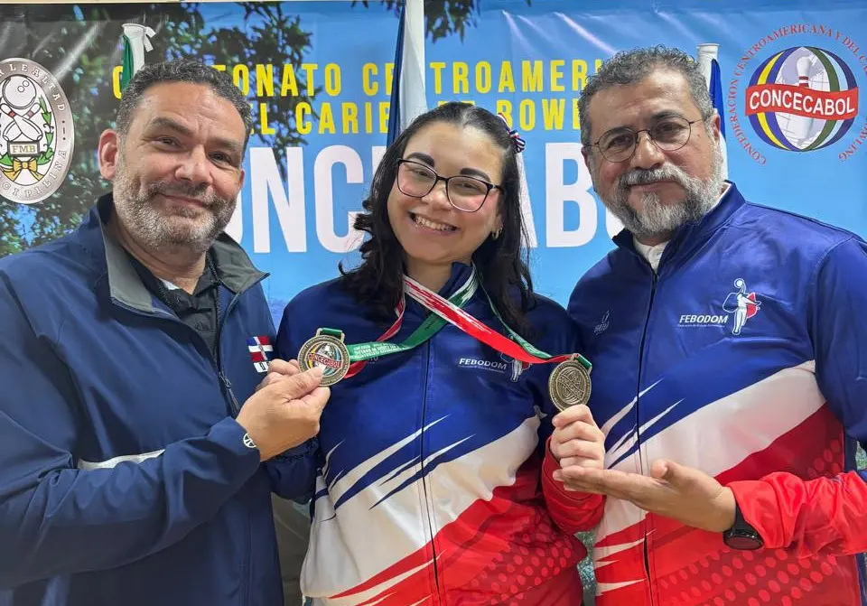 la-dominicana-rosalia-guzman-conquista-oro-en-boliche-en-mexico