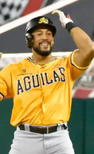 las-aguilas-cibaenas-se-mantienen-inalcanzables