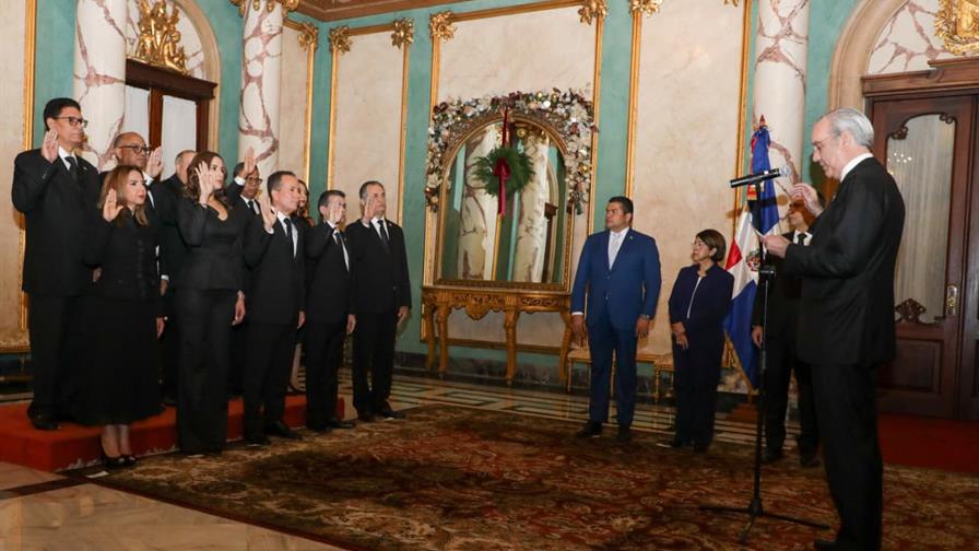 abinader-juramenta-a-nuevos-jueces-del-tribunal-superior-electoral