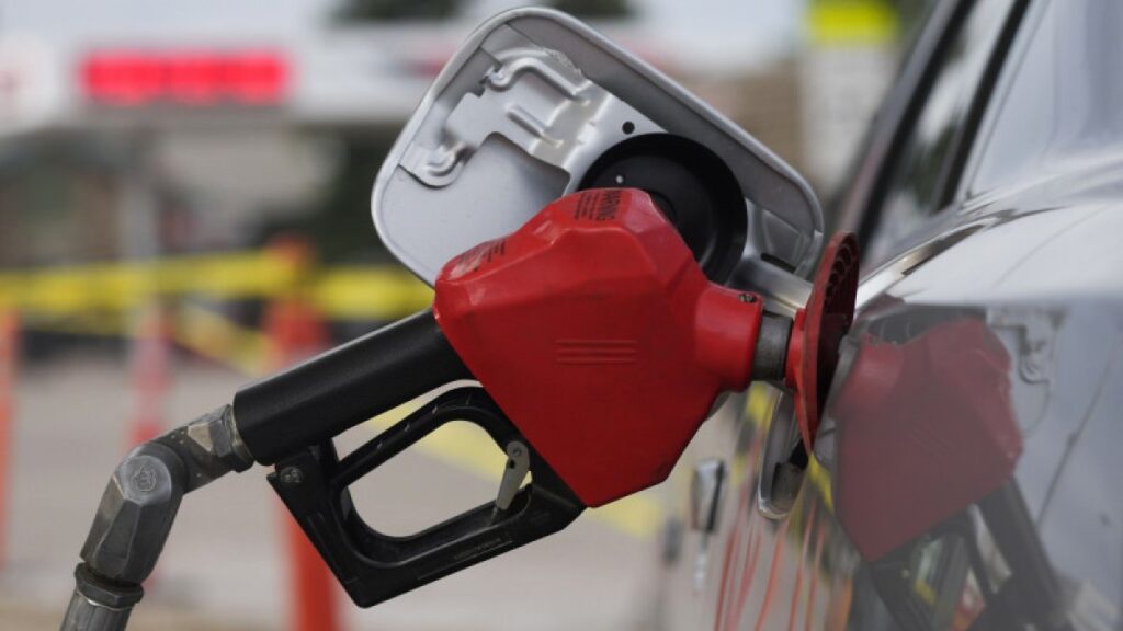 ¿bajaran-los-combustibles?-gobierno-revisara-los-precios-si-se-mantiene-la-tendencia-internacional
