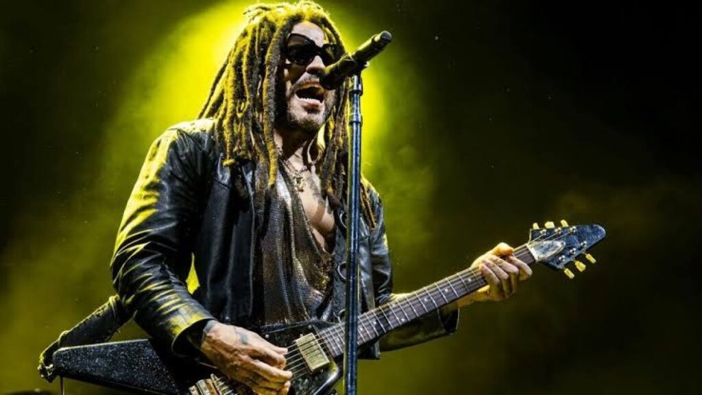 lenny-kravitz-exhibe-su-eterna-juventud-en-un-concierto-en-sevilla-con-todo-vendido