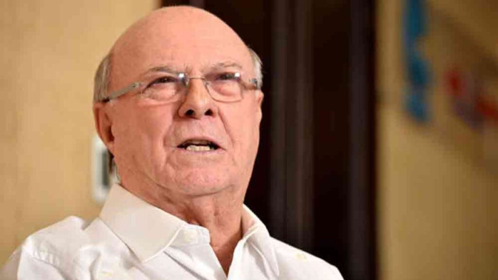 hipolito-mejia-califica-de-«desesperada»-acercamiento-entre-«yayo»-sanz-lovaton-y-david-collado