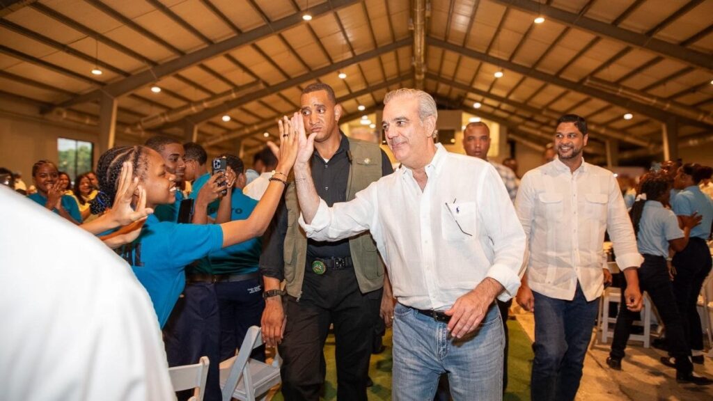 abinader-anuncia-inauguracion-del-hospital-traumatologico-de-san-cristobal-para-el-6-de-noviembre