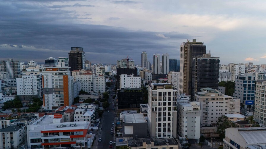 la-inflacion-obliga-a-la-fed-a-aumentar-las-tasas-de-interes