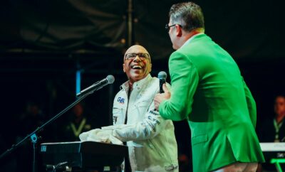 ramon-orlando-llena-el-estadio-olimpico-y-celebra-50-anos-de-musica