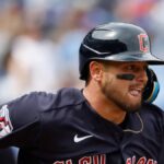 Tigres del Licey contratan a Bryan Lavastida como refuerzo