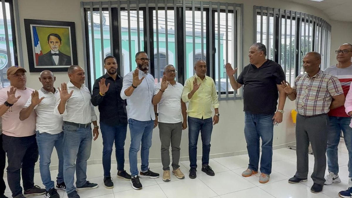 Danny Holguín presidirá Asociación de Baloncesto de La Vega; los clubes le otorgaron 21 votos; hubo una sola plancha