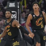 Meleek Thomas impulsa la remontada de los Cavaliers en tiempo extra
