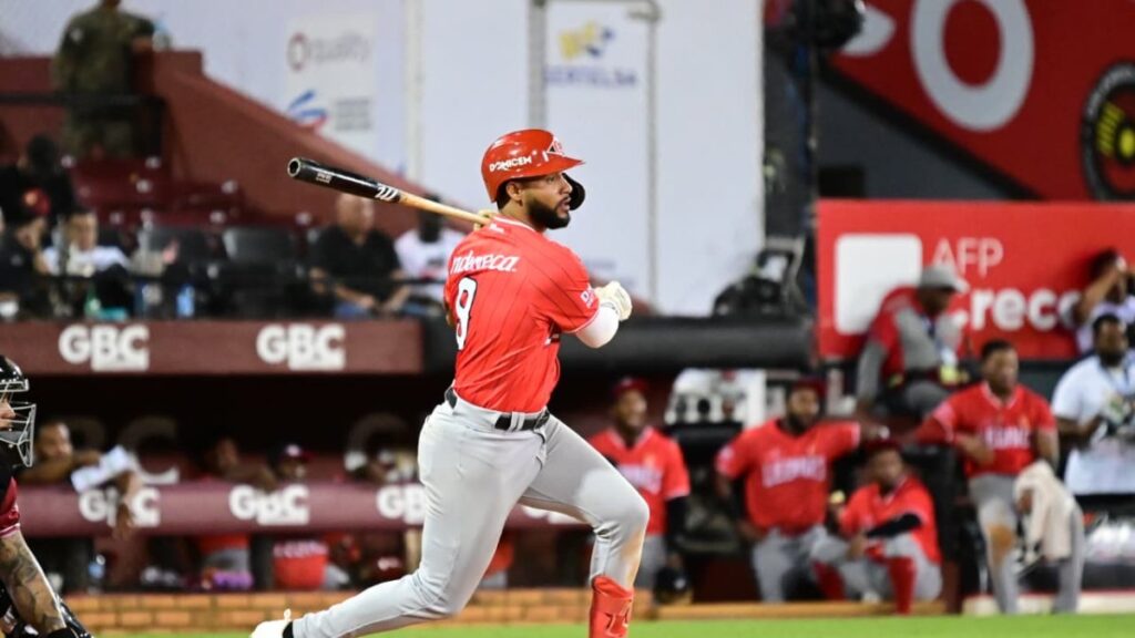 escogido-gana-quinto-en-linea-con-jonrones-de-marmolejos,-guzman-y-de-la-cruz
